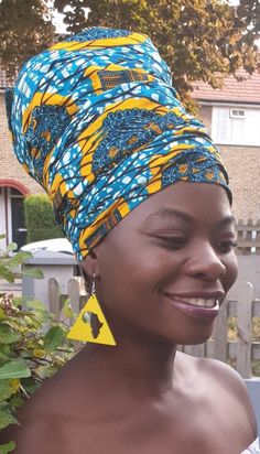 Our beautiful Headwraps are made out of 100% cotton. RB girlfriend gift can be tied in many different styles . RB Headwraps can also be worn as a scarf. Great for parties, everyday wears and also bad hair days . Our fabrics are soft gentle on skin . Headwrap size : 70 inches x 22.5 inches (177.8 cm x 57.15 cm) Head Wrap African, Head Scarfs, Head Tie, Tie Women, Head Ties, Bandana Hairstyles, Bad Hair Day, Girlfriend Gift, Turbans