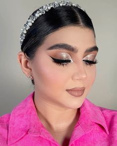 Maquillaje buchifresa, makeup girly looks, buchona, buchifresa makeup, girly, pink, fresa, makeup, eyeliner, eyeshadow, eyelashes, makeup buchifresa de día, makeup looks, inspos. IG:@pamelainzunzamakeup Makeup Buchifresa, Buchona Makeup, Makeup Novia, Gold Eyeshadow Looks, Makeup 2016, Kylie Makeup, Eyeliner Eyeshadow, Graduation Makeup, Eyelashes Makeup