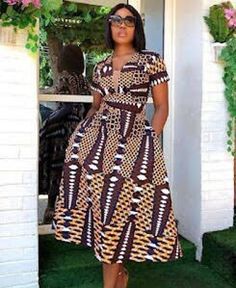 Printed A-line Maxi Dress, Elegant Brown Printed Dress, Brown Printed Midi Dress, Best African Dress Designs, Chitenge Dresses, African Attire Dresses, Long African Dresses, African Print Dress Ankara, Best African Dresses