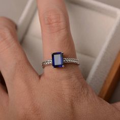 Ring Emerald Cut, September Birthstone Rings, Green Amethyst Ring, Sapphire Band, Blue Sapphire Ring, Ring Emerald, India Jewelry, September Birthstone, Blue Sapphire Rings