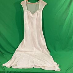 Rare Findperfect For Your Wedding Day Get Ready Outfit Or To Incorporate Into Your Wardrobe For An Old Hollywood Look! Washed On Delicate Since Receiving Item To Remove Storage Odor. Smoke Free Home. Price Reflects For Rare Item In Good Condition. Questions? Leave A Comment Below! Elegant White Vintage Dress With Square Neck, Summer Vintage V-neck Wedding Dress, White Square Neck Vintage Dress For Wedding, White Vintage Summer Wedding Dress, White Square Neck Vintage Wedding Dress, Summer Wedding V-neck Vintage Dress, White Fitted V-neck Vintage Dress, White Vintage Dress For Summer Evening, White Fitted Dress With Bias Cut