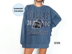 The perfect, comfortable sweatshirt to cheer on your favorite Dallas Football team! Luxurious comfort and style are what this unisex, garment-dyed sweatshirt is all about. It's made with 80% ring-spun cotton and 20% polyester and the fabric is 3-end garment-dyed, ring-spun, color-blast fleece with a 100% cotton face. Each sweatshirt comes with a relaxed fit, a rolled-forward shoulder, and a back neck patch.  .: 80% ring-spun cotton, 20% polyester .: Medium-heavy fabric (9.5 oz /yd² (322.1 g/m .: Style Oversized Sweatshirt, Color Sweatshirt, Football Vintage, Dyed Sweatshirt, Comfort Colors Sweatshirt, Comfort Color, Retro Stil, Football Shirt, Oversized Sweatshirt