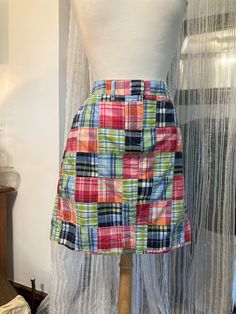 Casual Patchwork Mini Skirt, Relaxed Patchwork Skirted Bottoms, Multicolor Lined Skort With Relaxed Fit, Casual Fitted Patchwork Skirt, Casual Plaid Skirt With Patchwork, Green Patchwork Mini Skirt, Relaxed Fit Multicolor Mini Skort, Retro Fitted Patchwork Skirt, Cotton Skirted Bottoms With Patchwork