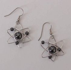 Atom Earrings, Cincin Diy, Carcase Iphone, Earrings Big, Dope Jewelry, Handmade Wire Jewelry, Funky Jewelry, Geek Gifts