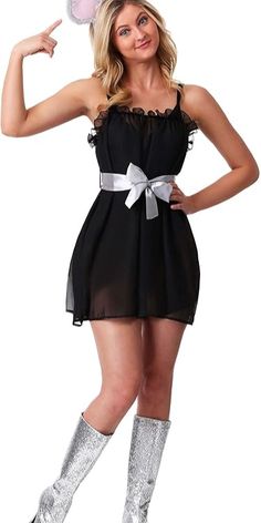 mean girls Im a mouse duh halloween costume Mean Girls Karen Smith, Mean Girls Karen, Mean Girls Halloween Costumes, Goth Backpack, Halloween Costumes Teenage Girl, Mean Girls Outfits, Chiffon Babydoll Dress