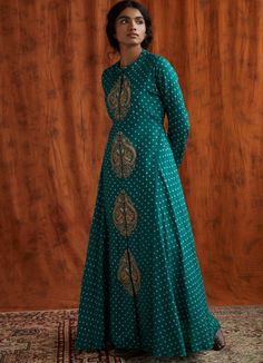 Teal Green Bandhni Embroidered Anarkali Gown Pink City by Sarika - Fabilicious Fashion Bandhani Gown, Bandhani Dress Pattern, Embroidered Peacock, Suits 2023, Peacock Motif, Bandhani Print, Motif Embroidery, Bandhani Dress, Heavy Dresses