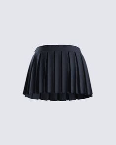 Serve looks with this staple piece mini skirt 🖤 Made from stretch suiting fabric, and complete with a pleated design for a timeless and versatile look that will turn any day into a good outfit day 😌 Solid Color Stretch Mini Pleated Skirt, School Uniform Style Pleated Mini Skirt, Workwear Pleated Mini Skirt, Fitted Mini Skirt For School Uniform, Fitted Lined Mini Skirt For School, Solid Stretch Pleated Mini Skirt, Solid Pleated Skirted Skort, Pleated Skirted Skort, Chic Pleated Mini Hem Skort