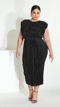 Alexis Dress - black Plus Size Pink Cocktail Dress, Dresses For Short Women Curvy, Plus Size Work Dresses Professional, Casual Wedding Outfit Guest Plus Size, Cocktail Dress For Curvy Women, Plus Size Cocktail Attire, Pretty Plus Size Women, Casual Wedding Outfit Guest, Work Dresses Professional