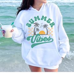 Long Sleeve Letter Print Beach Top, White Vacation Tops With Palm Tree Print, White Palm Tree Print Vacation Top, White Palm Tree Print Top For Vacation, White Hawaiian Top For Beach Season, White Beachy Tops With Palm Tree Print, White Letter Print Tops For Summer Activities, White Tropical Print Top For Vacation, White Tropical Top For Vacation