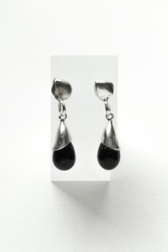 925 Sterling Sliver / Natural Black Onyx H: 38mm W: 18mm Black Sterling Silver Long Drop Jewelry, Silver Onyx Teardrop Earrings, Silver Teardrop Jewelry With Black Enamel, Jewelry Photography Styling, Onyx Earrings, Jewelry Photography, Black Onyx, Onyx, Fashion Photography