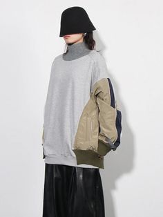 SIZE Bust:128cm Waist:122cm Length:78cm Shoulder:66cm Sleeve lengt:56cm Note: 1 inch = 2.54 cm, 1 cm = 0.39 inch note: measurement by hands allow 2-3cm errors which is normal Gray Cotton Sweater For Layering, Gray Cotton Layering Sweater, Gray Patchwork Crew Neck Sweatshirt, Gray Crew Neck Sweatshirt With Patchwork, Gray Sweatshirt For Fall Layering, Oversized Gray Turtleneck Outerwear, Gray Cotton Turtleneck Top, Oversized Heather Grey Winter Top, Gray Fall Layering Sweatshirt