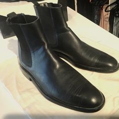 Excellent Pair Of Men’s Gucci Boots. Exceptional Quality And Always Get Compliments When I Wear Them. Trying To Thin Out My Shoe Closet So These Have To Go. Questions? Leave A Comment Below! Gucci Boots, Black Chelsea Boots, Shoe Closet, Gucci Black, The Closet, Chelsea Boot, My Husband, Chelsea Boots, Chelsea