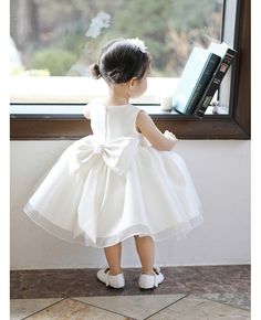 Get 10% off now! Buy elegant sleeveless toddler flower girl dress with bow at cheap price online. Free stable shipping and pro custom service since 2009. Flower Girl Dress With Bow, Toddler Flower Girl Dress, Toddler Flower Girl, Flower Girl Outfit, Toddler Flower Girls, Prom Dresses Yellow, Toddler Flower Girl Dresses, White Flower Girl Dresses, Purple Prom Dress