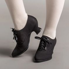 American Duchess: Kedwardian Women's Sporting Oxfords (Black) Funky Footwear, 18th Century Shoes, Edwardian Shoes, Century Shoes, American Duchess, Victorian Shoes, Ladies Tennis, Oxford Pumps, Dr Shoes