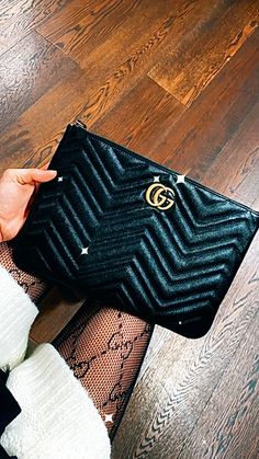 Pochette gucci Luxury Gucci Rectangular Clutch, Gucci Gg Supreme Pouch, Gucci Evening Shoulder Bag With Gold-tone Hardware, Gucci Rectangular Shoulder Bag With Gold-tone Logo, Gucci Clutch Shoulder Bag With Gold-tone Hardware, Chanel Boy, Chanel Boy Bag