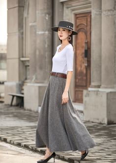 "Get dressed and out of the door in classic good looks with this pleated Long maxi skirt, crafted with soft cotton linen fabric, featuring pleated waist detail and two big pockets. DETAIL * More color https://etsy.me/3fsncV4 * 50% linen, 50% cotton * Has no lining, Not see through * Two pockets * High waistband * Back elastic waistband * Right Side zipper closure * Ankle length * Perfect for spring and summer, autumn * Wash by hand or machine with cold water *The model is 170 cm (5′7″) tall with Casual Full Length Pleated Skirt For Fall, Classic Pleated Skirt With Pockets For Spring, Casual Cotton Maxi Skirt With Pleated Waist, Casual Pleated Waist Maxi Skirt For Work, Casual Maxi Skirt With Pleated Waist, Spring Workwear Pleated Full-length Skirt, Spring Full Length Pleated Work Skirt, Full-length Pleated Skirt For Spring Workwear, Summer Workwear Full-length Maxi Skirt