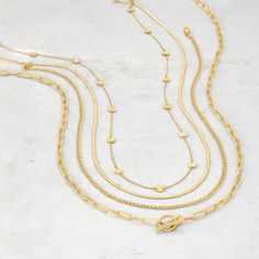 Ross-Simons - Italian 14kt Yellow Gold Paper Clip Link Toggle Necklace. 20". RS Pure. Simple, modern, pretty ? and oh-so-fun to stack and layer, mix and match. From Italy, this everyday necklace glows with on-trend 14kt yellow gold paper clip links, finishing with a chic-looking toggle clasp. Add this minimalist necklace to all your favorite outfits! 14kt yellow gold paper clip link toggle necklace. Simple Gold Necklaces, Gold Herringbone Necklace, Gold Necklace Simple, Herringbone Necklace, Toggle Necklace, Gold Disc, Gold Paper, Everyday Necklace, Diamond Chain