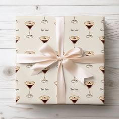 Espesso Martini Wrapping Paper.  Tini time.  Great for birthday celebrarions and most other special occassions! Sizing: ☆ 30 x 20 inches or 2.50 x 1.67 feet: wraps 2-4 small to medium or 1 large gifts ☆ 30 x 72 inches or 2.50 x 6.00 feet: wraps 3-4 small to medium or 1-2 large gifts ☆ 30 x 144 inches or 2.50 x 15 feet: wraps 6-8 small to medium or 2-3 large gifts Matte vs. Gloss:  Choose Your Perfect Finish Matte Paper: ♡ Crafted from 90gsm German-sourced paper. ♡ Modern, non-reflective finish f Expresso Martini, Wrapping Papers, Espresso Martini, Gift Of Time, Large Gift, 30 Gifts, Best Friend Gift, Gift For Girlfriend, Gift Wrapping Paper