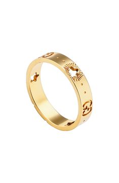 This simple Gucci ring with the iconic interlocking-G design is elevated by 18-karat gold. Style Name:Gucci Icon 18K Gold Star Detail Ring. Style Number: 6134009. Available in stores. Gucci Ring, Gucci Rings, Designer Rings, Gucci Jewelry, Detailed Ring, Classy Jewelry, Stacked Jewelry, Ring Style, Gold Star