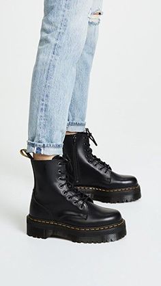 Doc Martens Outfit, Boating Outfit, Fashion Goals, Adidas Outfit, Platform Heels Chunky, Doc Martens, Amelie, Dr. Martens