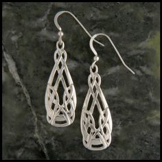 Sterling Silver Celtic teardrop open knotwork earrings. Silver Celtic Jewelry, Archibald Knox, Art Nouveau Earrings, Art Nouveau Earring, Pretty Accessories, Celtic Earrings, Metal Smithing, Mixed Metal Earrings, Wrap Ideas