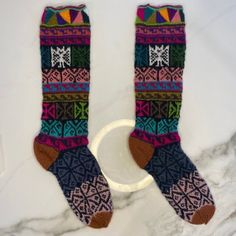 Multicolor Peruvian Andean Socks for the winter. They are simply gorgeous, colorful, and vibrant! If you have any questions or concerns, please don't hesitate to reach out.  Thank You! Handmade Socks, Colorful Socks, Alpaca Wool, Casual Socks, Socks And Hosiery, Knit Socks, Hosiery, Alpaca, Hand Knitting