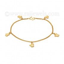 Adorable chain #bracelet in 22 karat yellow gold with dangling #charms with famous #cartoon character Minnie Mouse. Lightweight style suitable for teenage girls that secures with a S hook closure. - See more at: https://www.rajjewels.com/22-k-gold-minnie-teen-bracelet.html#sthash.CZlAEwIU.dpuf Jewelry For Kids, Yellow Gifts, Kids Bracelets, Charms Bracelet