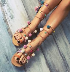 Bohemian sandals Mammoet Greek leather sandals by PinkyPromiseAccs Sandals Indian, Indian Sandals, African Sandals, Groovy Clothes, Purple Sandals, Bohemian Sandals, Boho Shoes, Peach Nails, Boho Sandals