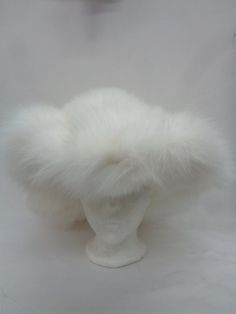 BRAND NEW AND VERY STYLISH WHITE FOX FUR COWBOY STYLE HAT FOR MEN!   SIZE: MADE TO MEASUREMENT THIS ITEM WILL BE MADE TO MEASUREMENT, AFTER PURCHASE PLEASE CONFIRM YOUR HEAD CIRCUMFERENCE INCLUDING THE TIP OF YOUR EARS AND WE WILL PROCEED THANK YOU a9388 Oliverfurs 9250 Parc Ave. #204, Montreal, Quebec, H2N 1Z2, Canada www.oliverfurswholesale.com oliver@oliverfurswholesale.com Toll free: 1-866-845-9997 International: 1-514-845-9997 Fur Hat Men, Hat Men, Montreal Quebec, Cowboy Style, Fur Hat, White Fur, Hat For Man, White Fox, Head Circumference