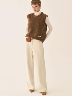 Composition : cotton - % by 100Color : IVORYCountry of Origin : Republic of Korea Chic Cotton Winter Pants, Chic Winter Cotton Pants, Pants Straight, Cotton Pants, Composition, The Originals, Clothes For Women, Pants, Clothes