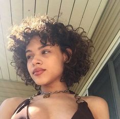 Short Curly Haircuts, Short Curls, Beautiful Curly Hair, Curly Hair Inspiration, Curly Girl Hairstyles, Curly Hair Tips, Cut My Hair