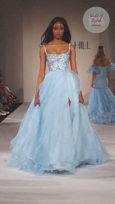 Pagent Dresses Elegant, Sherri Hill Blue Prom Dress, Sherri Hill Couture Gowns, Blue Sherri Hill Dress, Sherry Hill Prom Dresses 2023, Sherri Hill Blue Dress, Pagent Dress Ideas, Sherri Hill 2023 Collection, Sherri Hill Prom Dresses 2023