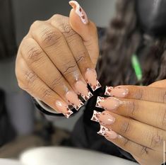 Baddie Short Acrylic Nails Designs, Knotless Hairstyle, Uni Nails, Nurse Nails, Painted Acrylic Nails, White French Tips, Brown Cow Print