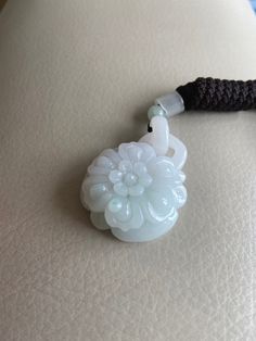 🌈 Flower Jadeite Jade Pendant for Necklace, Light Green & Light Lavender 🌷 Untreated Natural Jadeite/ Grade A Jade 🌷 Certified : YES 🌷 Jade from Myanmar/ Burma 🌷 Dimensions : 47 x 33 x 13.2mm 🌷 Color : Light Green & Light Lavender 🌷 Free standard shipping from Hong Kong with tracking provided 🌷 Take approximately 7-21 days to arrive worldwide White Carved Jade Jewelry, Carved White Jade Jewelry, White Jade Jewelry With Gemstone Beads, Traditional White Flower Pendant Jewelry, Traditional White Jade Necklaces, White Carved Round Necklaces, Lavender Green, Light Lavender, Jade Bangle