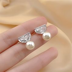 Style: Affordable luxury style Luxury Style, Affordable Luxury, Elegant Earrings, Exquisite Design, Gold Color, White Gold, Luxury Fashion, Gold, White