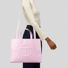 Never Used Bubblegum Pink Telfar Bag. Telfar Bags Pink, Pink Telfar Bag Medium, Telfar Bag Pink, Telfar Bags Medium, Pink Telfar Bag, Telfar Medium Bag, Medium Telfar Bag, Pink Telfar, Medium Telfar