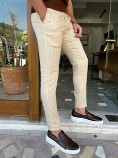 Bojoni Manteno Cream Stripes Slim Fit Pants | BOJONI Mens Pants Fashion Trousers, Boat Shoes Outfit, Cream Linen Pants, Slim Fit Pants Men, Linen Pants Outfit, Comfortable Mens Shoes, Mens Linen Pants, Striped Trousers, Pants Outfit Men