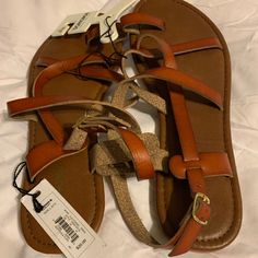 Sonoma Sandals, Tan, Size 9/10, Brand New Summer Vacation T-strap Footbed Sandals, Brown T-strap Footbed Sandals For Summer, Brown T-strap Sandals With Adjustable Strap For Vacation, Spring T-strap Sandals With Adjustable Straps For Beach, Spring Beach T-strap Sandals With Adjustable Straps, Summer T-strap Sandals With Buckle Closure, Adjustable Brown Sandals For Beach Season, Spring Adjustable T-strap Footbed Sandals, Casual Ankle Strap Footbed Sandals For Beach