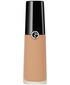 Made with Micro-fil technology, this ultra-blendable, non-creasing formula conceals imperfections, corrects dark circles and highlights for a lit-from-within glow. Formulated with glycerin, caffeine and vitamin E, this concealer provides 24 hours of long-lasting hydration for a flawless finish. Armani Concealer, Armani Luminous Silk, Neutral Undertone, Giorgio Armani Luminous Silk, Frosted Lipstick, Beauty Advisor, Highlighter And Bronzer, Liquid Concealer, Under Eye Concealer