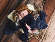 • This handmade mustard Irish wool newsboy hat is crocheted in newborn, baby, toddler, boy, & men's sizes. • This flat cap, or golf hat, is a wonderful photography prop especially for a newborn baby boy's first photos. It's also a dapper accessory on the lads for Fall photo shoots and family pictures and makes a thoughtful gift for a son, boyfriend, husband, or dad. • Crocheted in 100% wool, to mimic the look of Irish tweed. Hand wash in cold water. Do not heavily scrub. Do not wring dry. Lay fl Baby Boy Hats Newborn, Fall Photo Props, Winter Family Pictures, Newborn Christmas Photos, Baby Boy Hat, Christmas Photo Props, Baby Boy Hats, Winter Family, Newsboy Hat