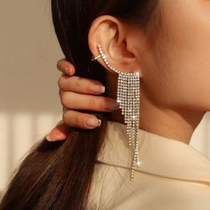 Luxury Women's Earrings Statement Tassel Crystal Earrings Weddings Party Jewelry Chain Cuff Earrings, Rhinestone Tassel Earrings, Earrings With Chain, Earring Cuff Chain, Crawler Earrings, Iron Jewelry, Cute Gifts For Her, Long Tassel Earrings, Wedding Party Jewelry