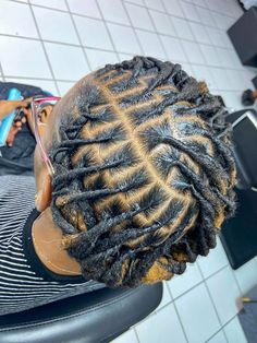 Side Part Barrel Twist Locs, Barrel Twist Locs, Barrel Locs, Locs Starter, Twist Locs, Mens Dreadlock Styles, Micro Braids Styles, Short Dreadlocks, Jamaican Oxtail