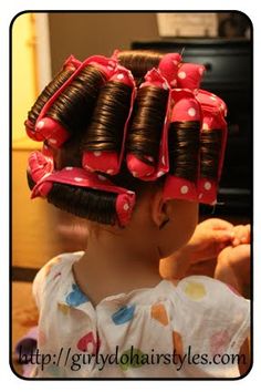 Homemade curlers! No hard plastic to sleep on! Even add rice in and microwave before use and they could be heated rollers!! Superb!!! I LOVE THESE Heated Rollers, Best Curlers, Hair Roller, Beauty Secrets, Diy Beauty, Hard Plastic, To Sleep