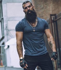 New Beard Style, Barba Grande, Different Beard Styles, Badass Beard, Beard And Mustache Styles, Long Beard Styles, Long Beard, Viking Beard, Big Beards