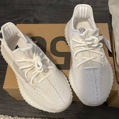 Brand New, Super Comfortable Shoe. Never Worn. Yeezy Bone 350 Outfit, White Yeezy Outfit Women, Yezzy Shoes 350, White Yeezys, Yezzy Shoes Women, Yeezy Shoes Outfit, Yeezy Outfit Women, Clothes Videos, Yeezy White