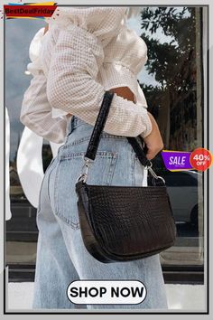 Baguette Shoulder Bag Baguette Bag Outfit, Shoulder Tops Outfit, Off The Shoulder Top Outfit, Shoulder Bag Outfit, Chic Bags, Mini Shoulder Bag, Casual Bags, Cloth Bags, Look Fashion