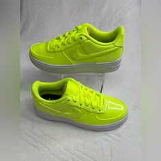 Nike Air Force 1 Lv8 (Uv) Volt/ Volt- White- White Size: 4.5y Ao2286-700 Shoes Change Color & Logo Appears When In Sun *** Condition Of Box Is Shown Nike Sporty Sneakers In Neon Yellow, Nike Sporty Neon Yellow Sneakers, Yellow Low-top Nike Air Force 1, Yellow Synthetic Custom Sneakers With Round Toe, Yellow Synthetic Round Toe Custom Sneakers, Yellow Round Toe Custom Sneakers, Nike Neon Yellow Lace-up Sneakers, Nike Neon Yellow Sneakers For Streetwear, Neon Yellow Nike Sneakers For Streetwear