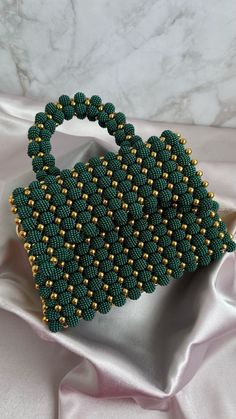 Pearls Bag, Sac Diy, Bead Weaving Tutorials, Diy Bags Patterns, Bead Charms Diy, Embroidery Bags