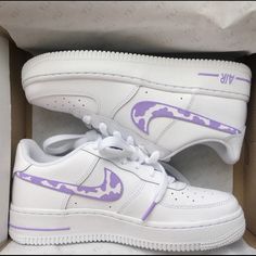 Brand New In Original Box Custom Made To Order, All Sizes Available Lilac Cow Print Run Big, Suggest To Order 1/2 Size Down Youth Sizes Converted To Womens Select Size In Women Shoes Turnaround Time 1-3 Weeks Nike Air Force 1 Purple, Purple Cow Print, Custom Nike Air Force 1, Buty Marki Nike, Custom Nike Air Force, Painted Nikes, Custom Nike Air