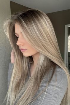 Hair Colors With Dark Roots, Blonde With Blonde Highlights, Grown Out Blonde Hair, Low Maintenance Hair Color, Dark Roots Blonde Hair Balayage, Beige Blonde Hair Color, Hair Color Brown Chestnut, Cool Blonde Hair Colour, Rich Brown Hair